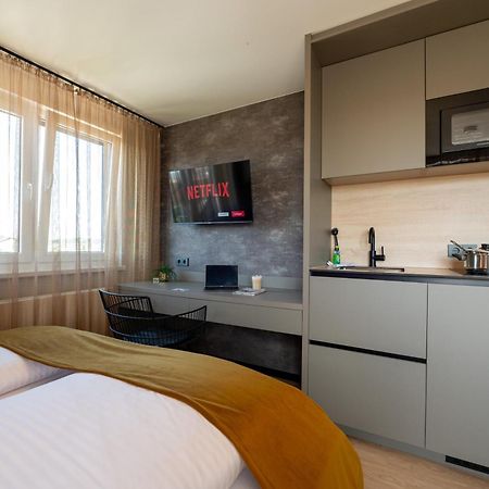 V Business Apartments Μπέμπλινγκεν Εξωτερικό φωτογραφία