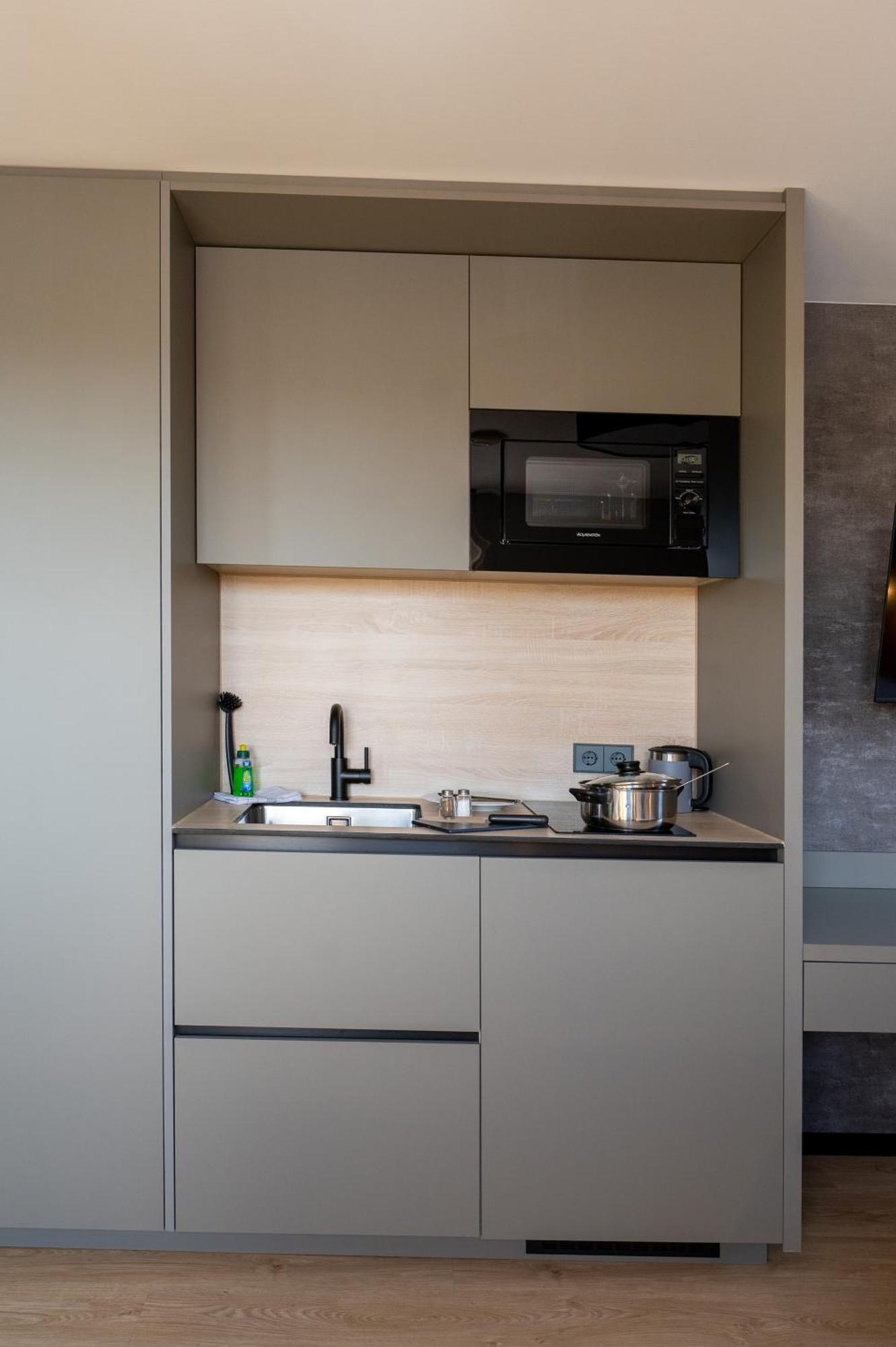 V Business Apartments Μπέμπλινγκεν Εξωτερικό φωτογραφία