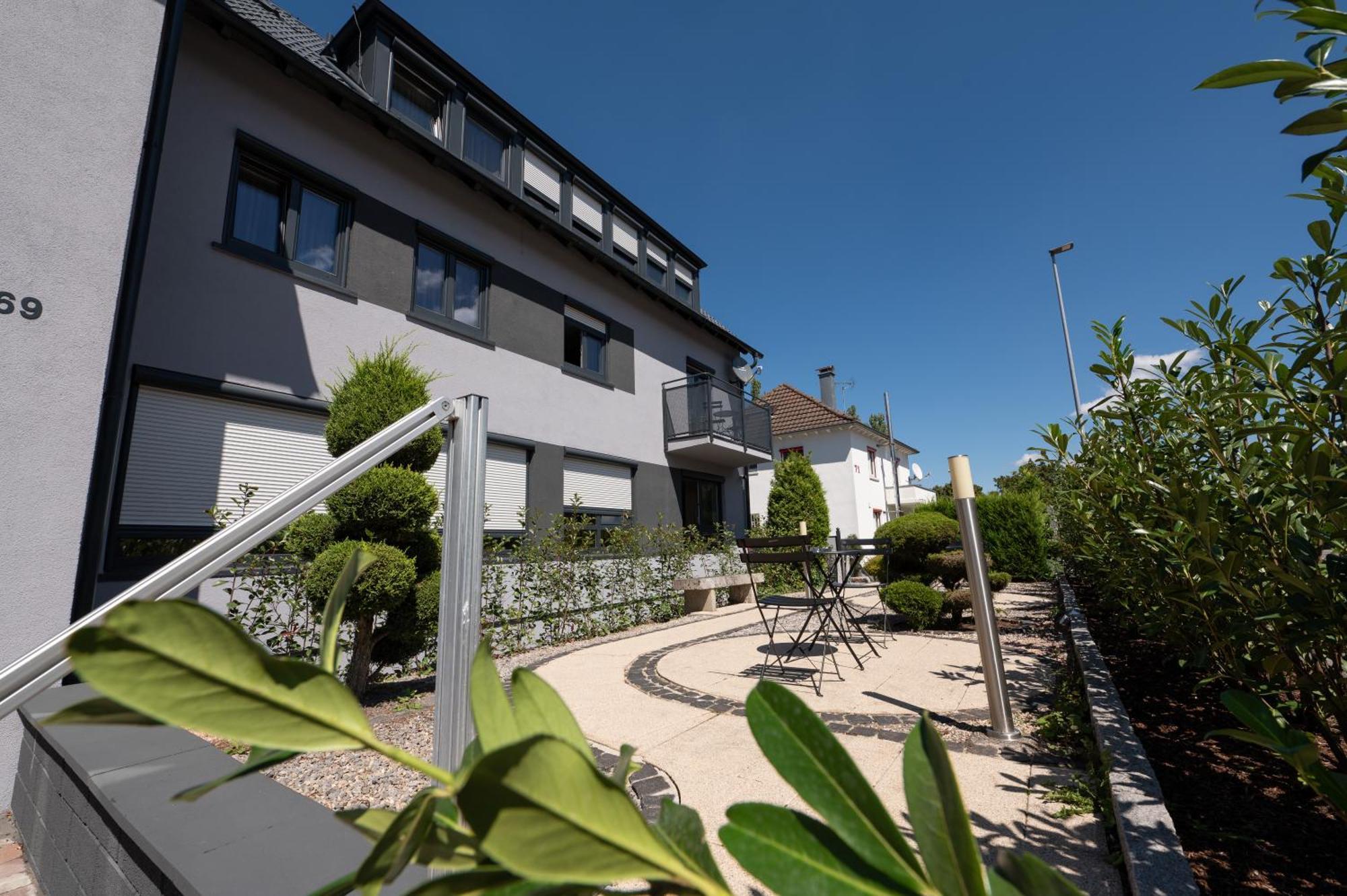 V Business Apartments Μπέμπλινγκεν Εξωτερικό φωτογραφία