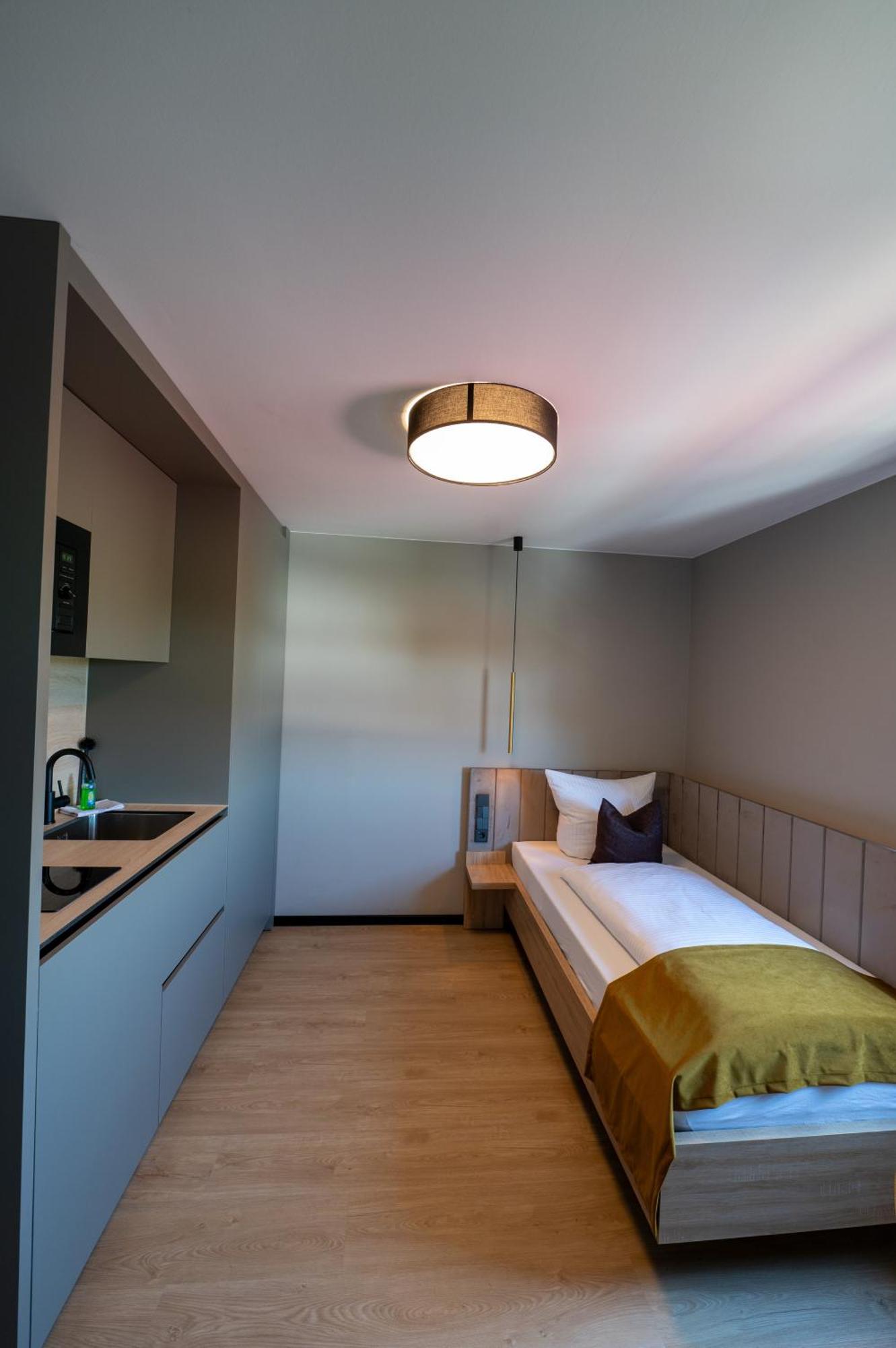 V Business Apartments Μπέμπλινγκεν Εξωτερικό φωτογραφία