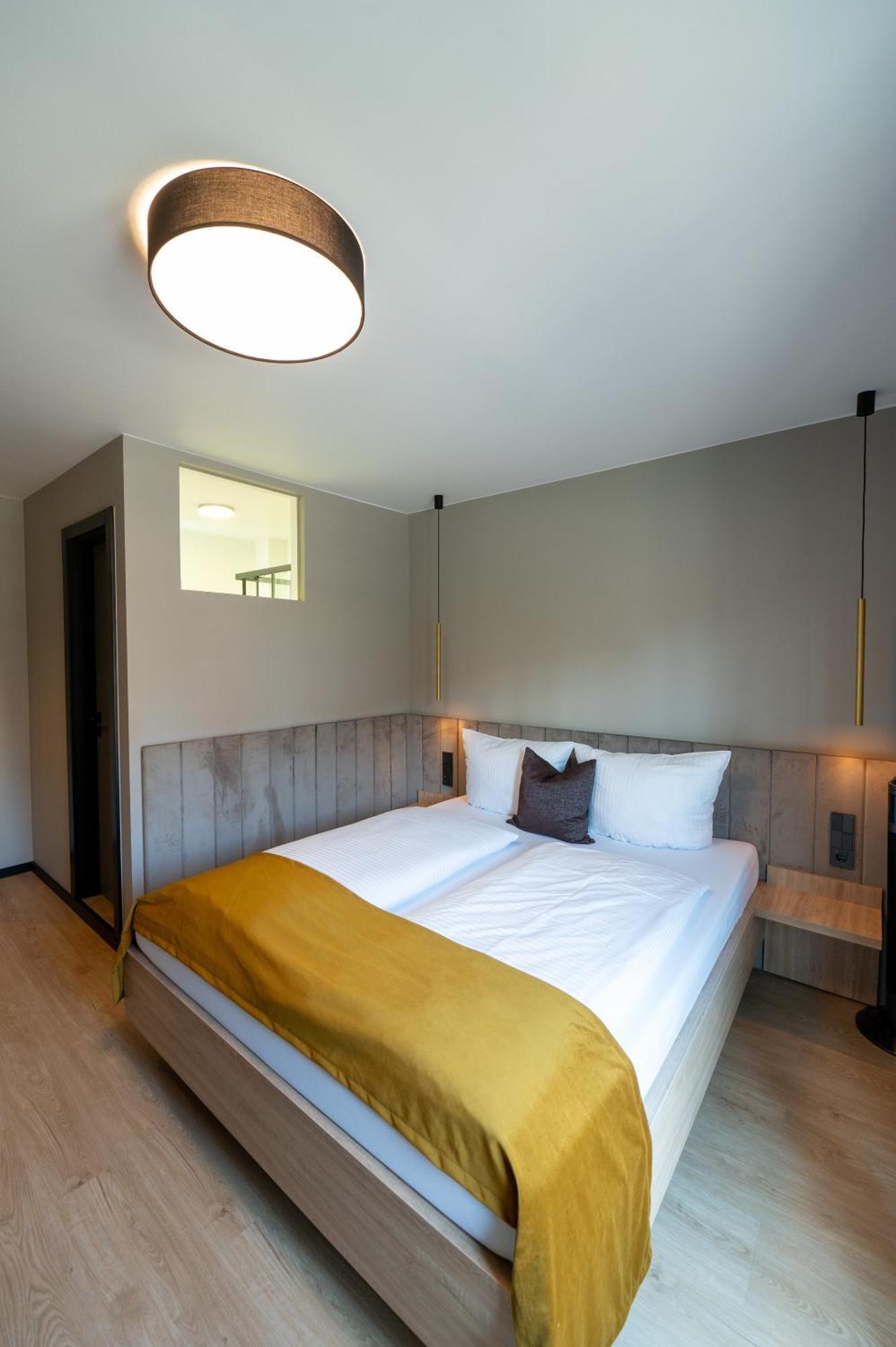 V Business Apartments Μπέμπλινγκεν Εξωτερικό φωτογραφία