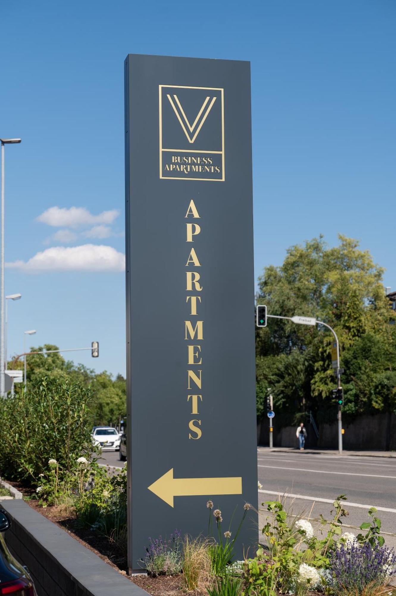 V Business Apartments Μπέμπλινγκεν Εξωτερικό φωτογραφία